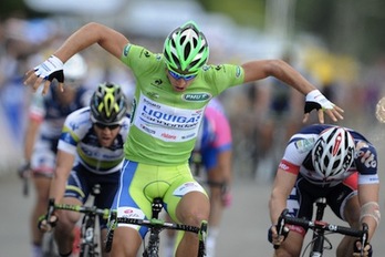 Peter Sagan se ha impuesto al sprint en la sexta etapa del Tour. (Pascal PAVANI/AFP)