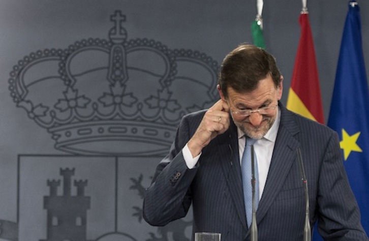 El presidente del Gobierno español, Mariano Rajoy, durante su reunión con Monti. (Dani POZO/AFP)
