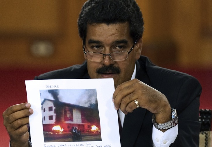 El presidente electo de Venezuela, Nicolás Maduro, ante los medios de comunicación. (Raul ARBOLEDA/AFP)