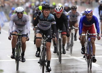 Mark Cavendishek lortu du garaipena, esprintean. (Luk BENIES/AFP PHOTO)
