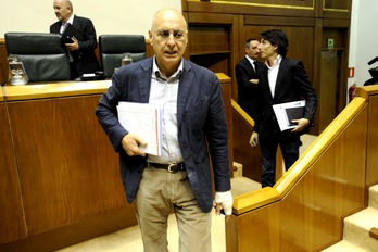 Rodolfo Ares en el Parlamento de Gasteiz. (Juanan RUIZ / ARGAZKI PRESS)