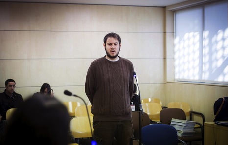  Encarcelado el rapero Pablo Hasél tras ser detenido por los Mossos en la Universidad de Lleida. Manifestaciones de apoyo y denuncia en distintos lugares.. 635300510208526529