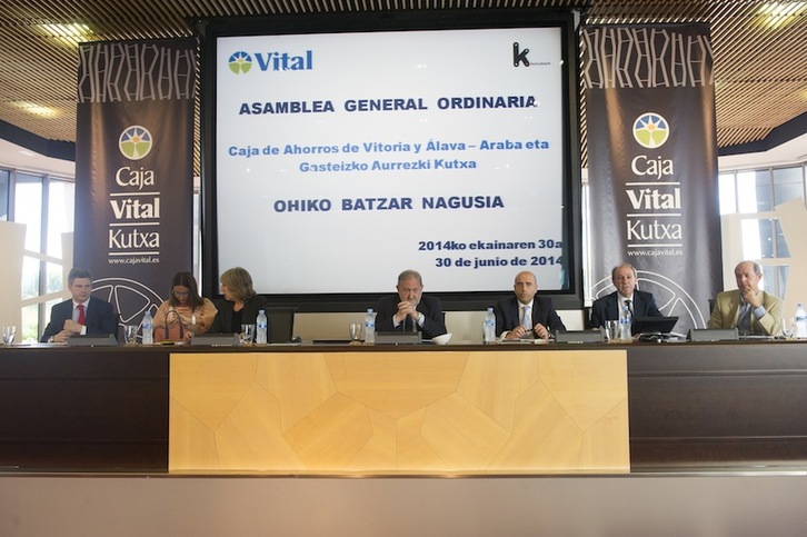 Imagen de la Asamblea de Vital Kutxa. (Raúl BOGAJO/ARGAZKI PRESS)
