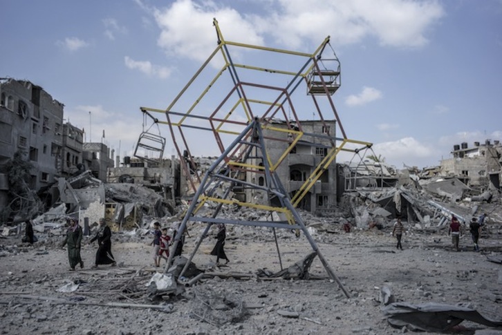 Desoladora imagen de la devastación causada por los ataques de Israel. (Marco LONGARI / AFP PHOTO)