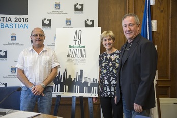 Juan Karlos Izagirre, Nerea Txapartegi y Miguel Martín. (Jon URBE/ARGAZKI PRESS)