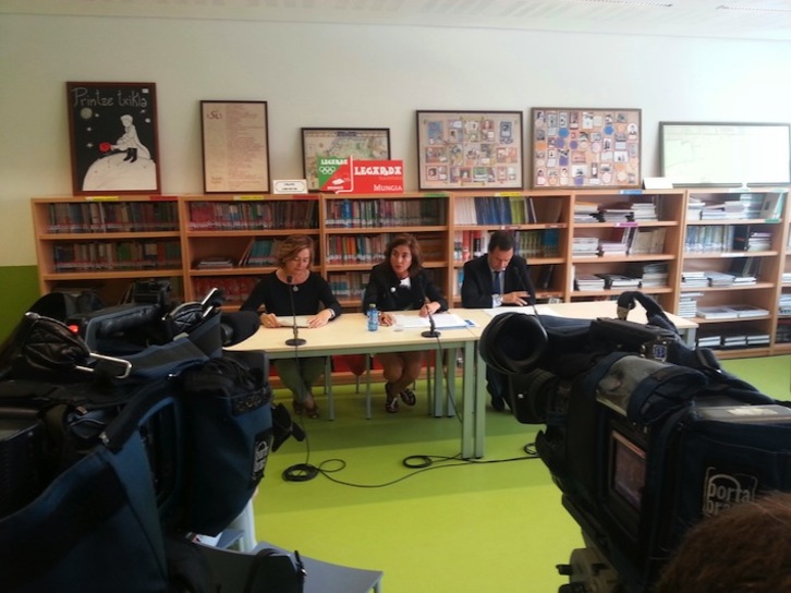 Cristina Uriarte ha dado inicio al curso escolar en Mungia. (IREKIA)
