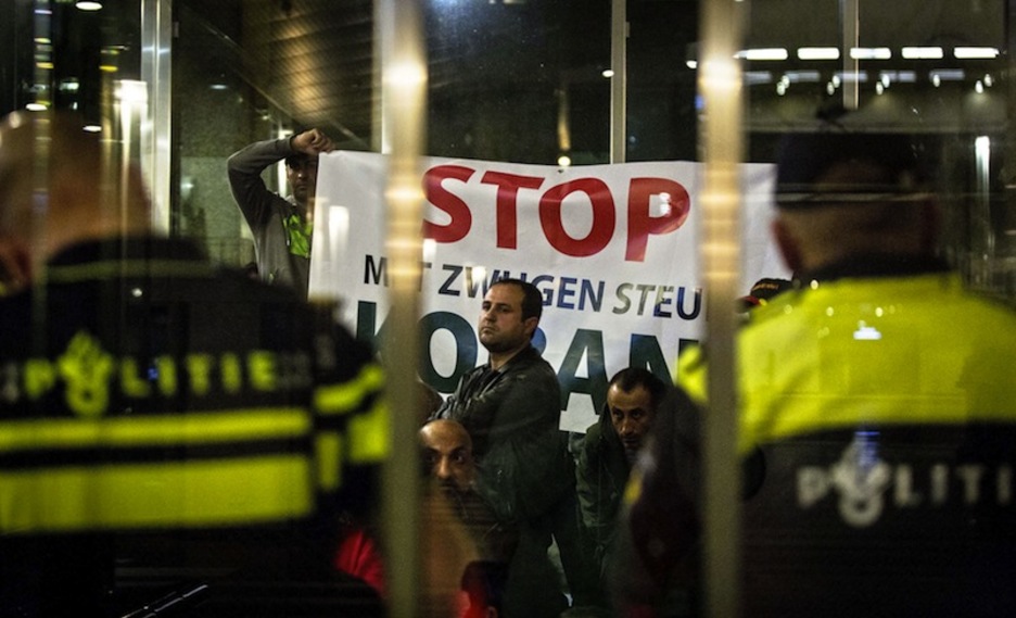 Protesta kurda en La Haya este pasado lunes. (Valerie KUYPERS/ AFP) 