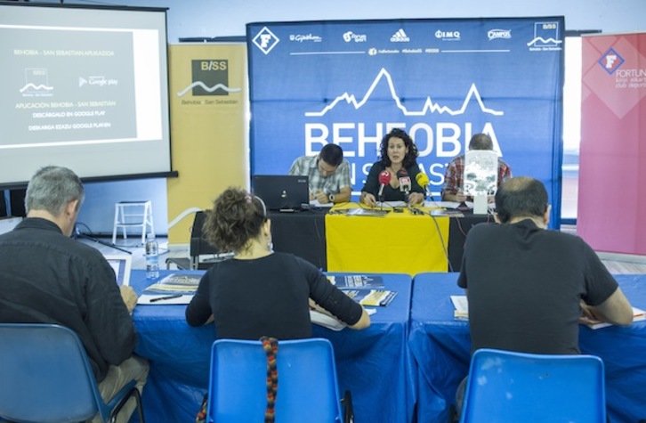 Presentación de la Behobia-Donostia 2014. (Jon URBE / ARGAZKI PRESS)
