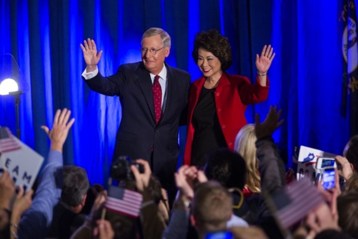 Mitch McConnell será el nuevo líder del Senado de EEUU. (Aaron P. BERNSTEIN/AFP PHOTO)