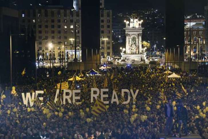 ‘Estamos preparados’, rezaba uno de los eslóganes del acto. (Josep LAGO/AFP)
