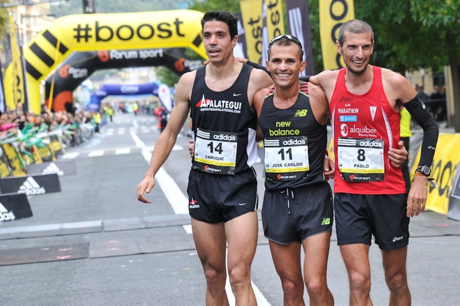 Los tres ganadores en categoría masculina: José Carlos Hernández, Enrique Fernández y Pablo Villalobos. (Idoia ZABALETA/ARGAZKI PRESS)
