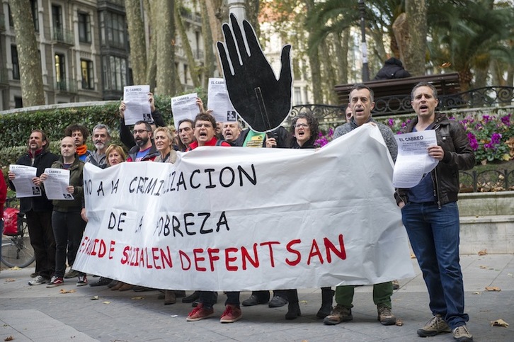 Protesta contra Maroto, que hace dos semanas acudió a declarar por «incitación al odio». (Marisol RAMIREZ / ARGAZKI PRESS)