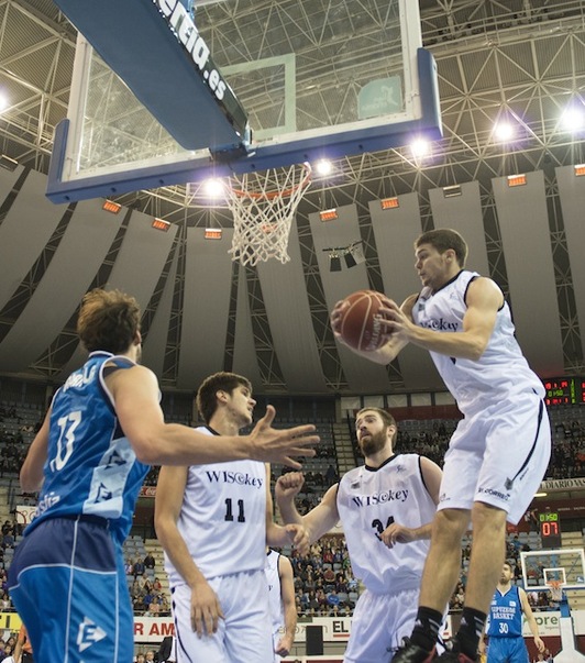 Doblas (GBC) en un partido contra Bilbo Basket. (Gorka RUBIO/ARGAZKI PRESS)