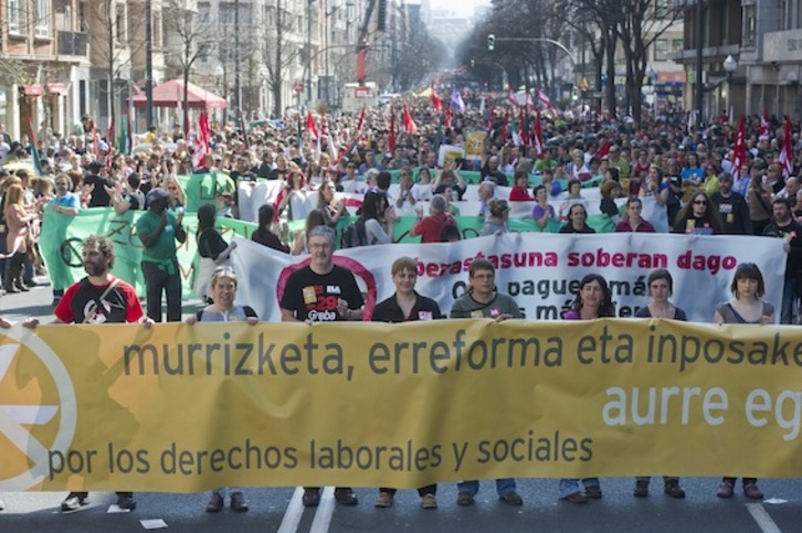 Huelga general contra la reforma general y los recortes sociales, en marzo de 2012. (Luis JAUREGIALTZO/ARGAZKI PRESS)