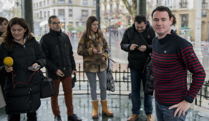 Arraiz ha realizado declaraciones a los medios en Donostia. (Gorka RUBIO / ARGAZKI PRESS)