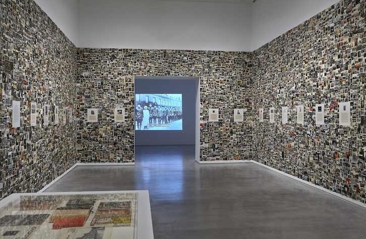 Vista de la sala del Museo Reina Sofía, donde se expone ‘Aún no. Sobre la crítica de la modernidad’. (Joaquín CORTÉS/Román LORES)