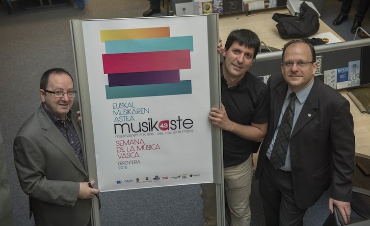 Jon Bagües, Julen Mendoza eta Miguel Arrieta, Musikasteren aurkezpenean. (Andoni CANELLADA/ARGAZKI PRESS)