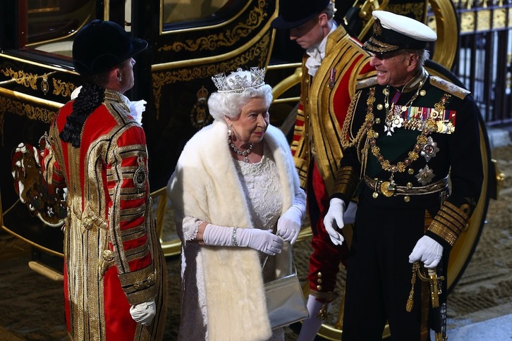 Elizabeth II., durante el discurso en la cámara de los lores. (Carl COURT / AFP)