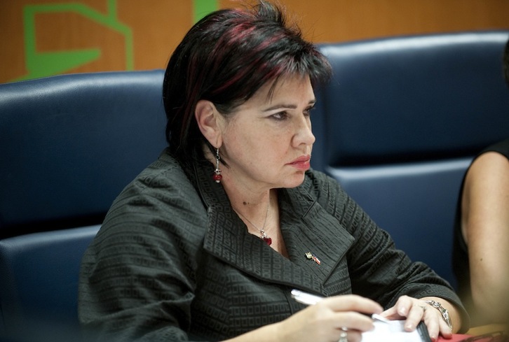 Ana Urchueguía, en una comparecencia en el Parlamento de Gasteiz. (Raúl BOGAJO/ARGAZKI PRESS)