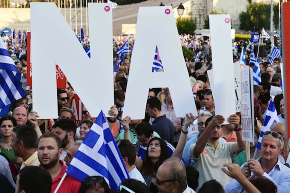 Acto por el «Sí» en la capital griega. (Louisa GOULIAMAKI/AFP PHOTO)