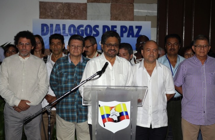 Comparecencia de las FARC en La Habana en la que anunciaron el alto el fuego. (AFP)