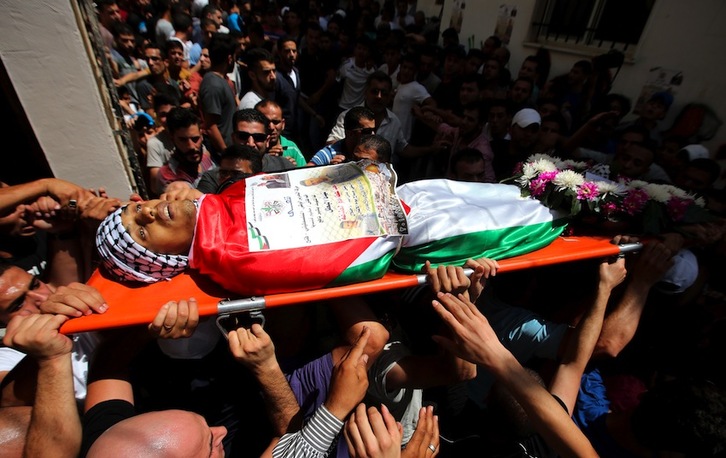 Funeral por el joven palestino Mohamad Abu Latifa. (Abbas MOMANI/AFP)