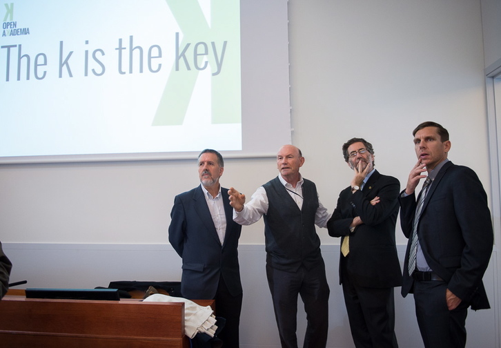 Ibarretxe durante la presentación de ‘The K is the key’. (ARGAZKI PRESS)