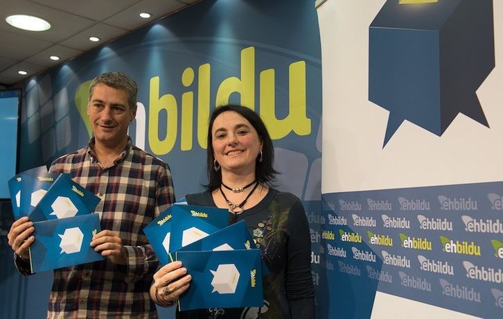 Oskar Matutek eta Nekane Perezek aurkeztu dute prozesuaren bigarren fasea nolakoa izango den. (Andoni CANELLADA/ARGAZKI PRESS)