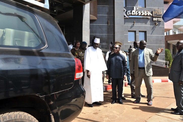 El presidente de Mali, Ibrahim Keita, ha visitado el hotel Radisson. (Habibou KOUYATE) 