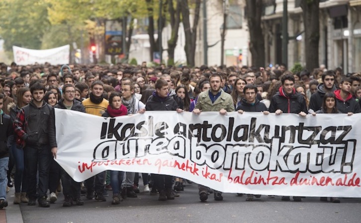Manifestacion estudiantil en Bilbo. (Marisol RAMÍREZ / ARGAZKI PRESS)