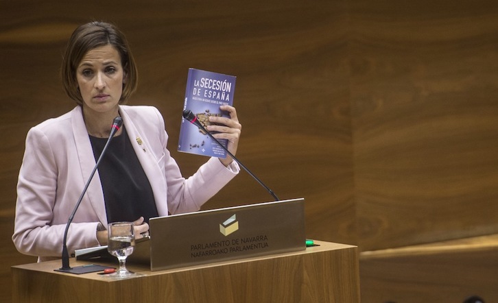 María Chivite, durante su intervención en el pleno. (Jagoba MANTEROLA/ARGAZKI PRESS)