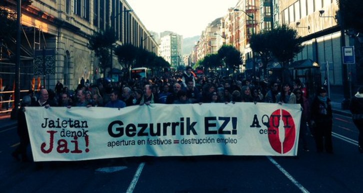 Pancarta que ha encabezado la movilización. (vía twitter@erreharria)