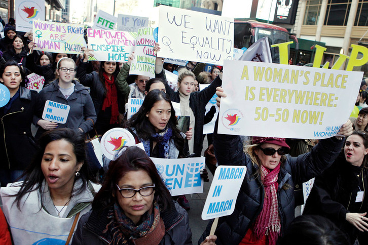 Marcha en Nueva York por la igualdad entre mujeres y hombres. (ONU)