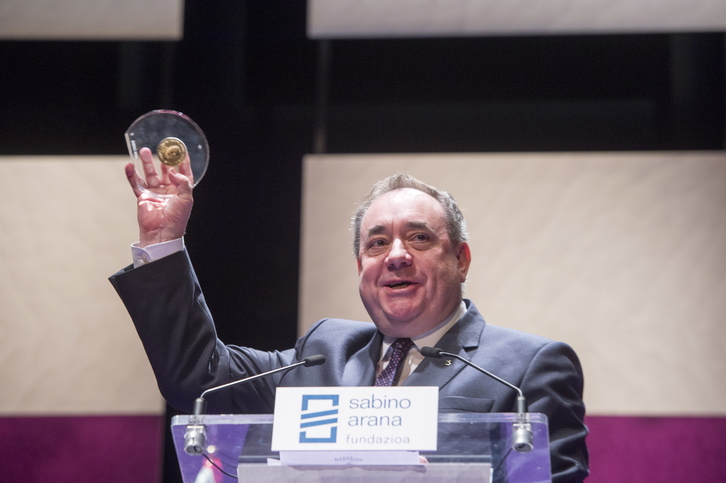 Salmond ha recibido el premio Sabino Arana. (Marisol RAMIREZ / ARGAZKI PRESS)
