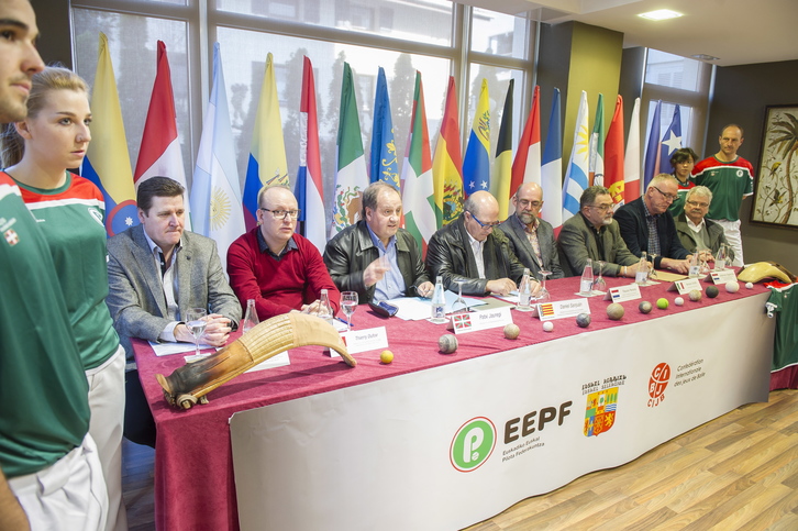Imagen de la representación de la CIJB reunida en Donostia (Juan Carlos RUIZ/ ARGAZKI PRESS)