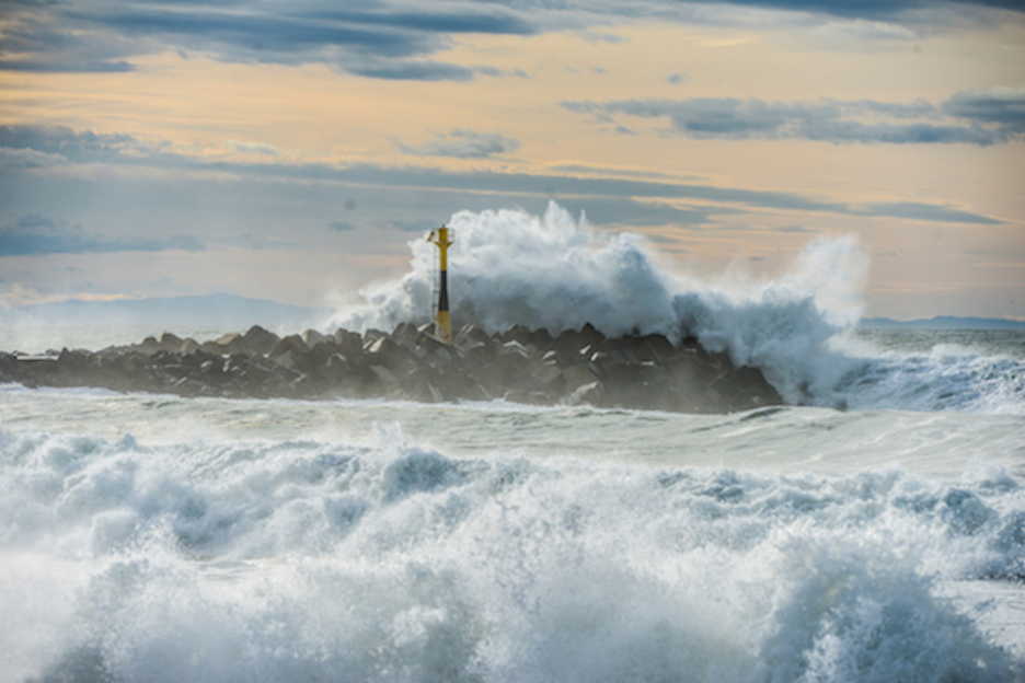 Les vagues avaient beaucoup de force. © Isabelle Miquelestorena