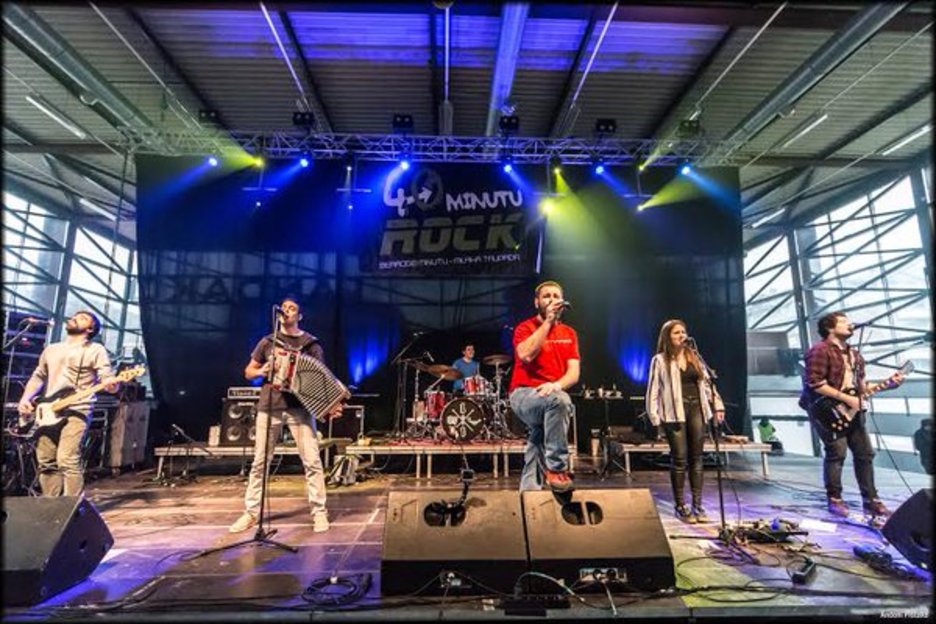 Garilak 26 taldea goizean igo da oholtza gainera. (@40minuturock) Garilak 26 taldea goizean igo da oholtza gainera. (@40minuturock)