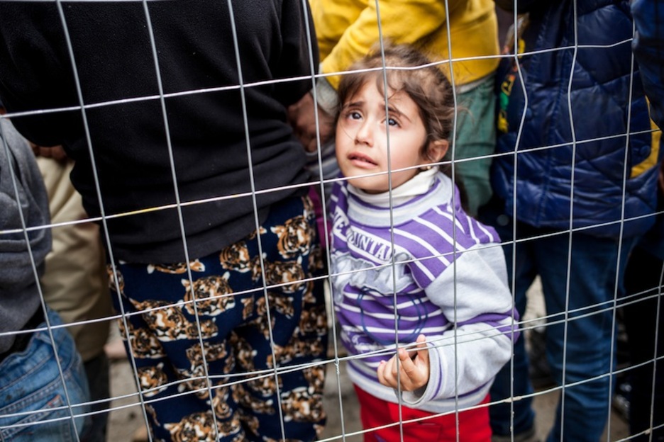 Colas y colas para el acceso a los servicios básicos. (Juan TEIXEIRA) Colas y colas para el acceso a los servicios básicos. (Juan TEIXEIRA)