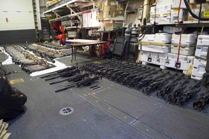 Un cargamento de armas. (AFP)