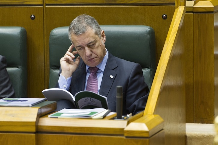 Iñigo Urkullu, durante una sesión parlamentaria. (Juanan RUIZ / ARGAZKI PRESS)