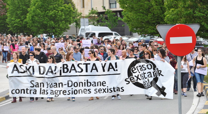 Movilización contra las agresiones sexistas en Donibane. (Idoia ZABALETA / ARGAZKI PRESS)