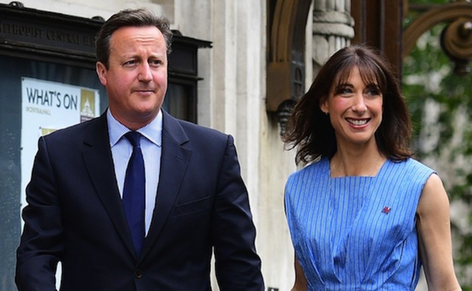 David Cameron ha votado en Londres junto a su esposa Samantha. (Leon NEAL/AFP) 