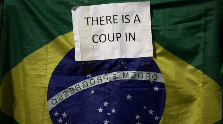 Los defensores de Rousseff han denunciado un golpe de Estado. (Miguel SCHINCARIOL / AFP)