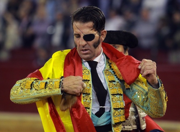 El torero Juan José Padilla, en una corrida reciente en Zaragoza. (Alberto SIMÓN/AFP)