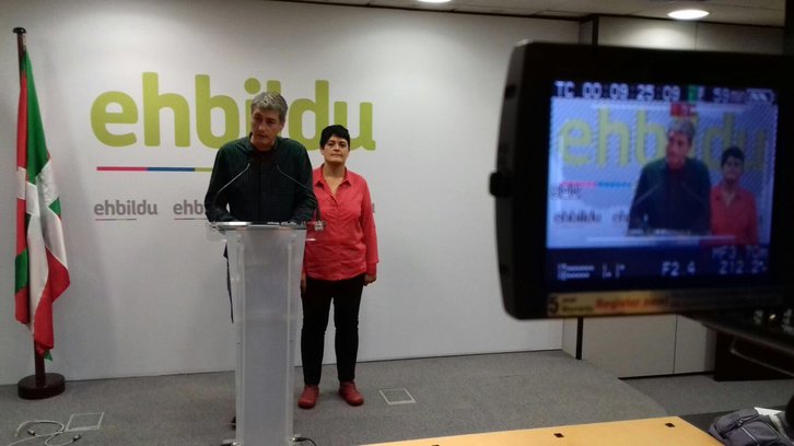 Rueda de prensa de Matute y Beitialarrangoitia en Donostia. (@ehbilducongreso)