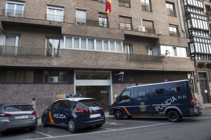 Comisaría de la Policía española en la calle General Chinchilla de Iruñea, donde se produjo el fallecimiento. (Iñigo URIZ/ARGAZKI PRESS)