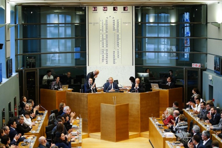 El Parlamento de Valonia, en el momento de dar luz verde al CETA. (Bruno FAHY / AFP)