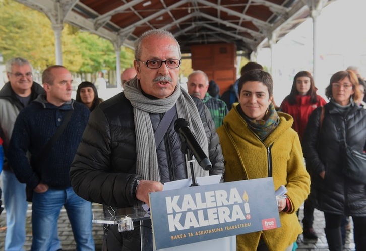 Juan Mari Olano y Oihana Garmendia presentaron la iniciativa ‘Kalera kalera’. (ARGAZKI PRESS)