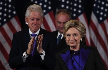 Hillary Clinton ha comparecido tras su derrota en las presidenciales de EEUU. (JEWEL SAMAD / AFP)