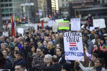 Protestas en Philadelphia contra la victoria de Trump. (Mark MAKELA / AFP)